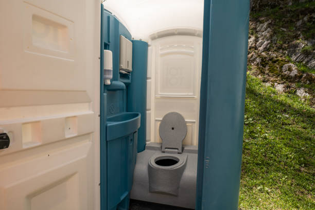 Best Portable restroom solutions  in Anderson, CA